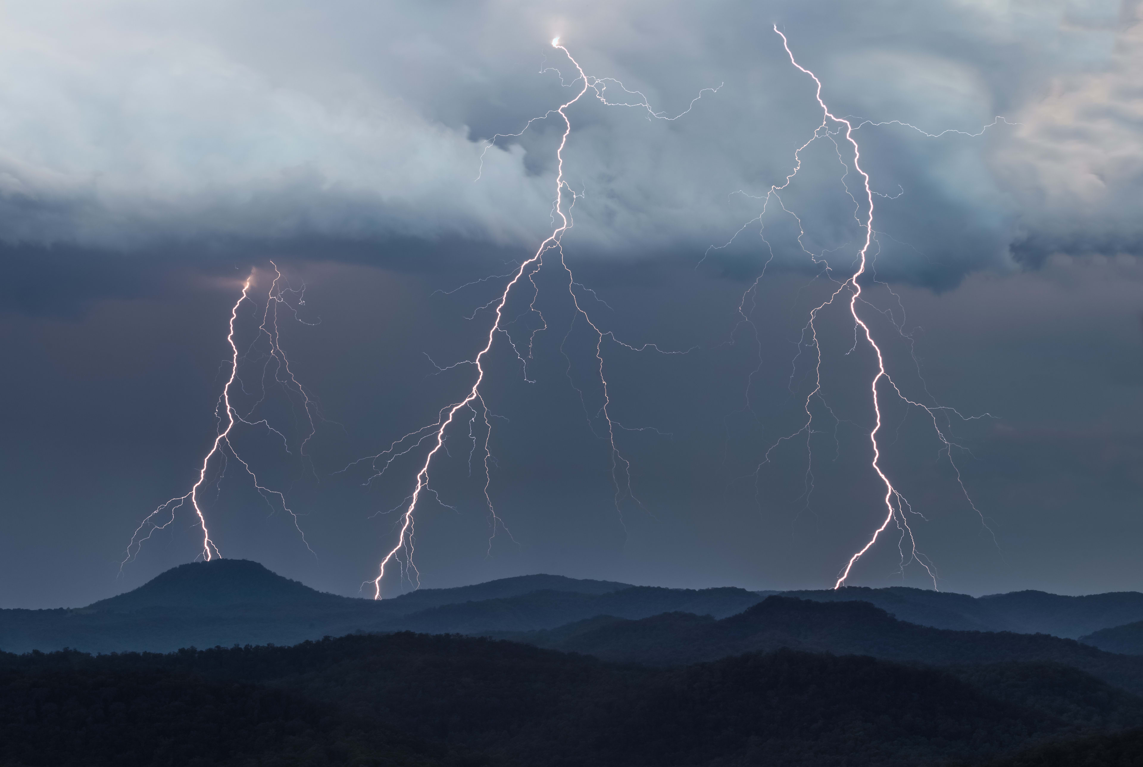 Lightning Strikes Thrice #29/34