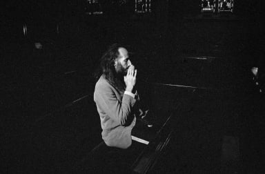 Smoke and Mirrors #13. Six of Coins